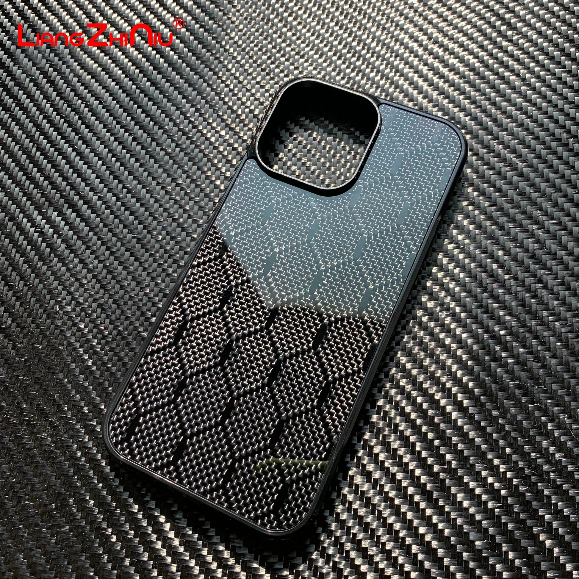 Classic carbon fiber iPhone 12 case (pro/ProMax)